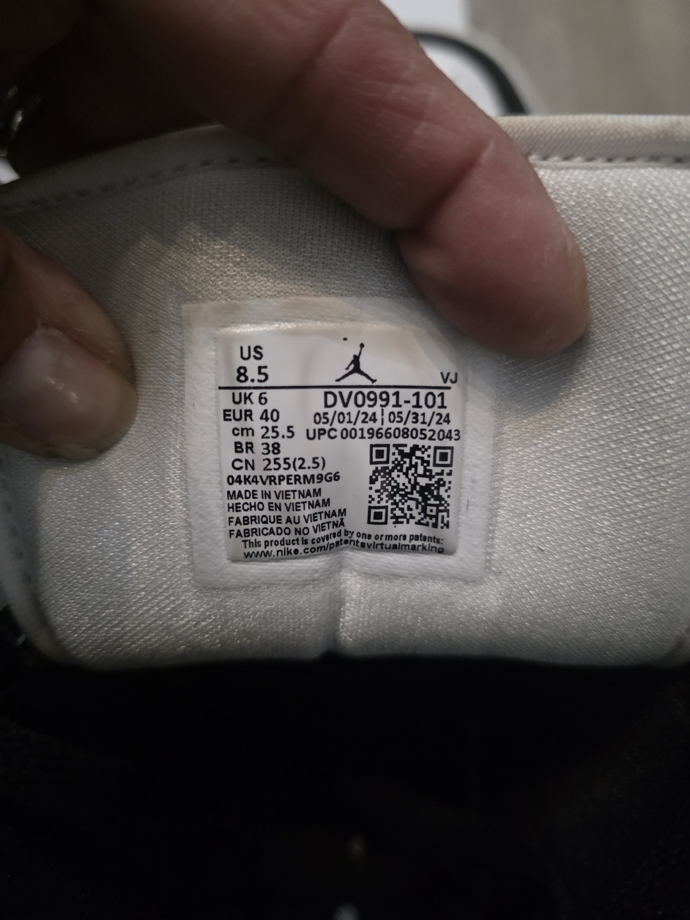 Nike Jordan Black & White High-Top Sneakers - Picture 13 of 14